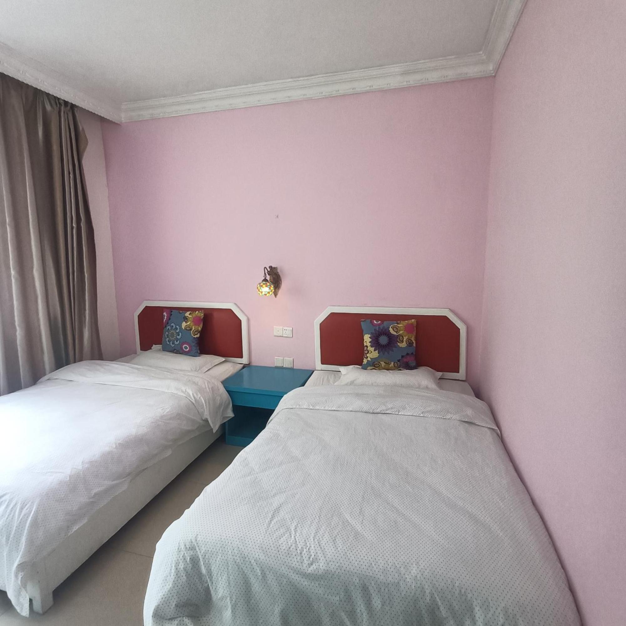 Yangshuo How Flowers Hostel المظهر الخارجي الصورة