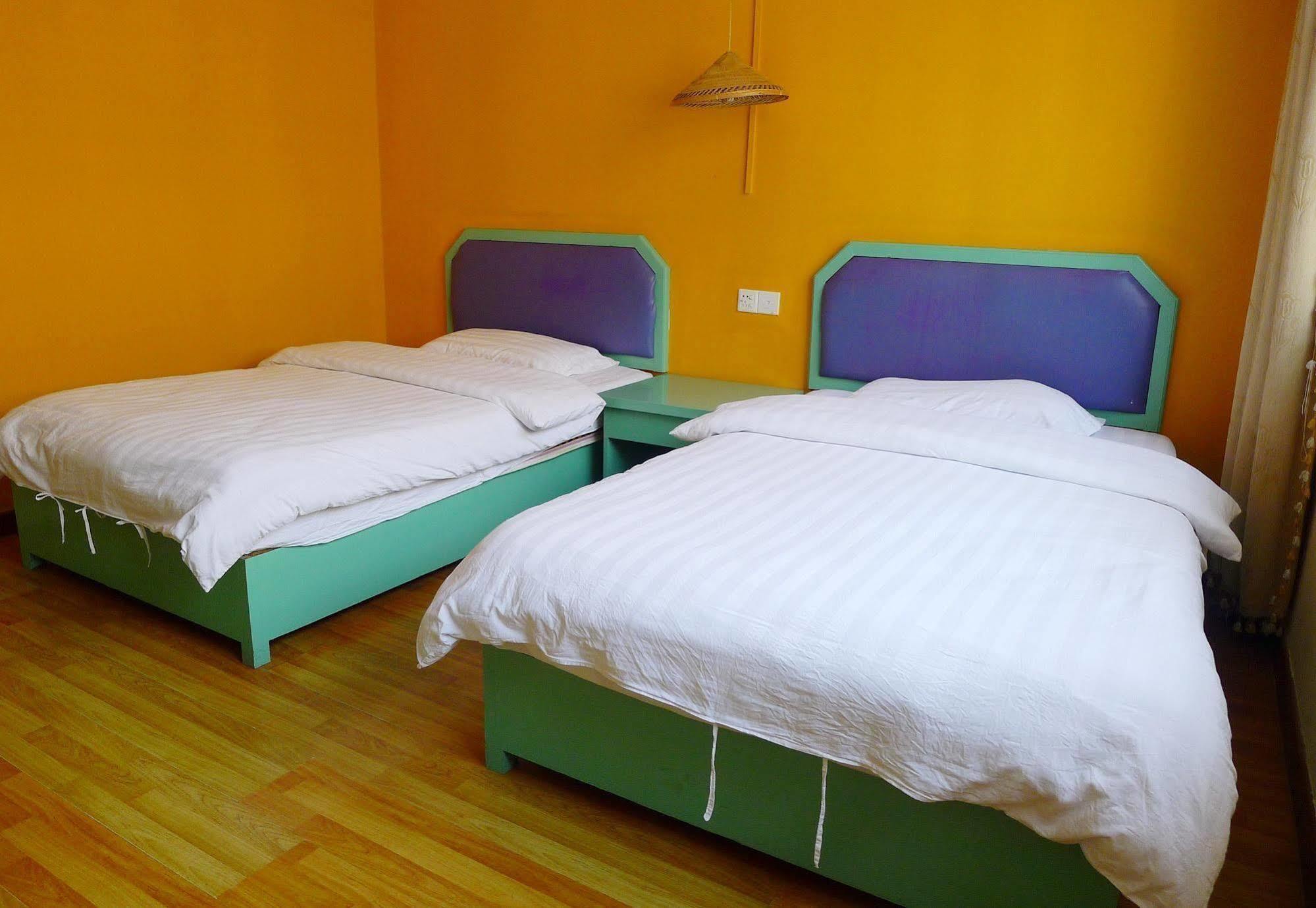 Yangshuo How Flowers Hostel المظهر الخارجي الصورة